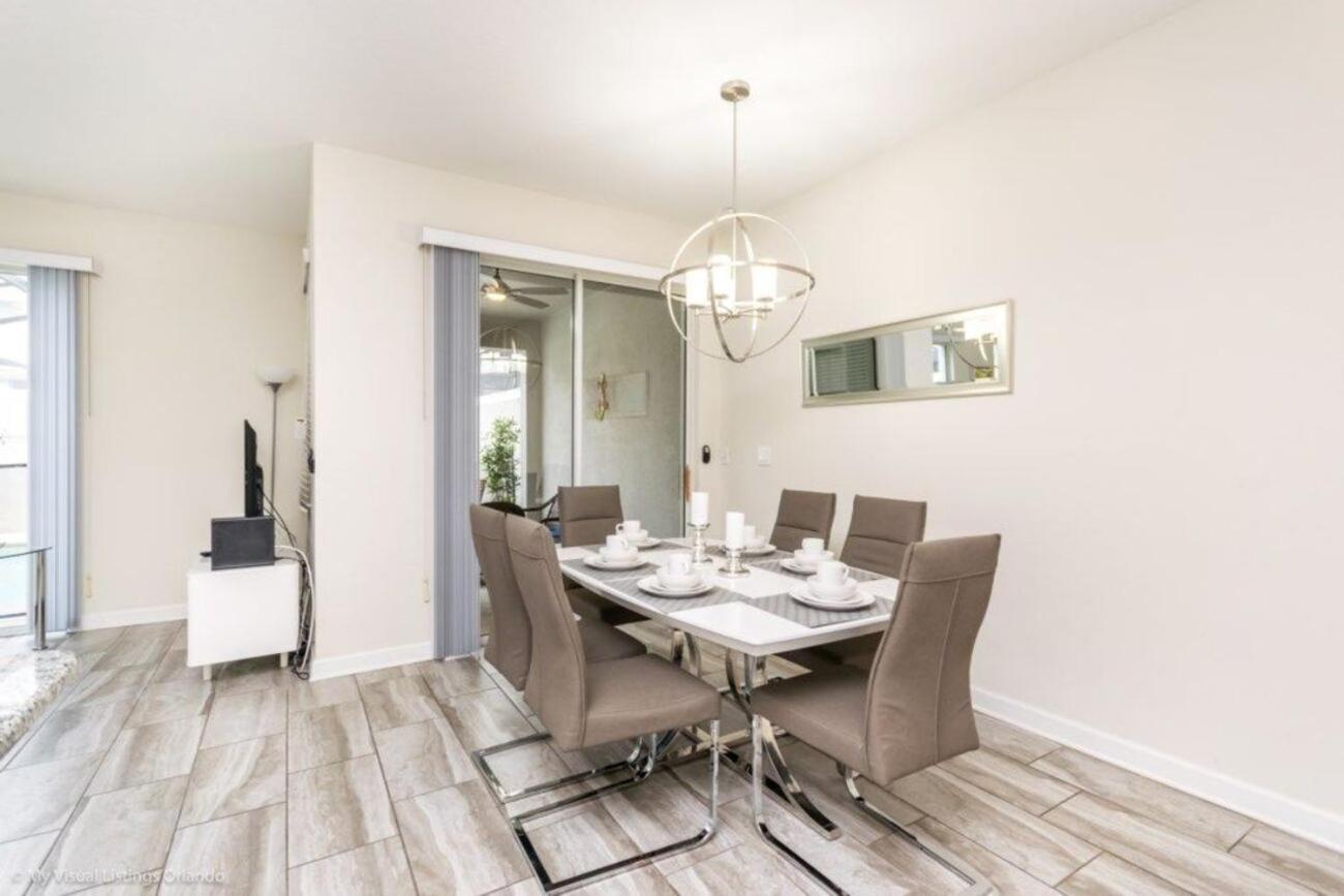 Stunning Townhouses 5 Minutes Away Disney! คิสซิมมี ภายนอก รูปภาพ